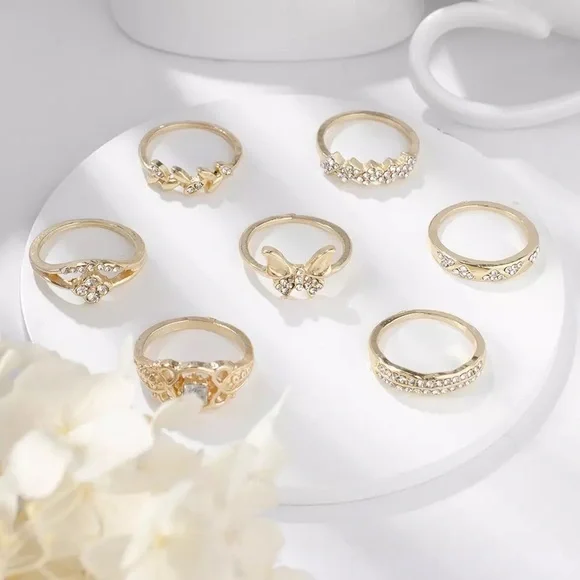 3/$30 💛 Boho Ring Set - Picture 3 of 5